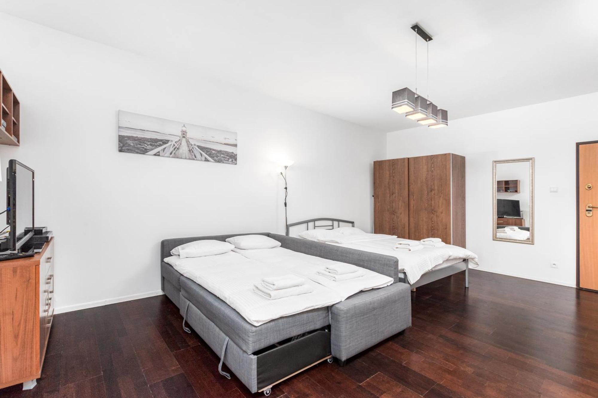 Apartamenty Piekna 28A By Your Freedom Varşovia Exterior foto